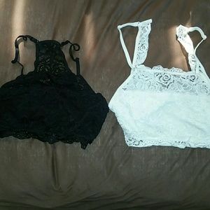 2 bralettes